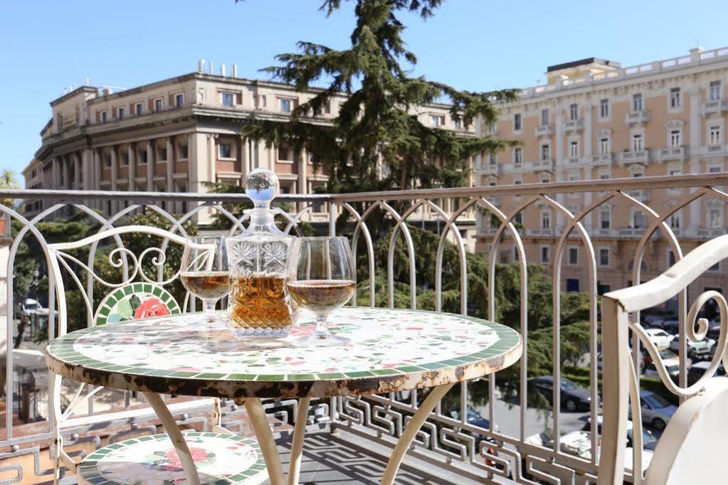 Albergo Del Centro Storico Salerno Dış mekan fotoğraf